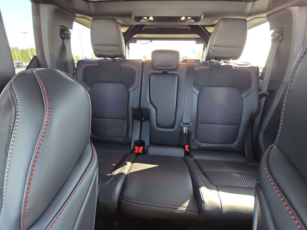 New 2025 Ford Bronco Raptor w/ Interior Carbon Fiber Pack image 28