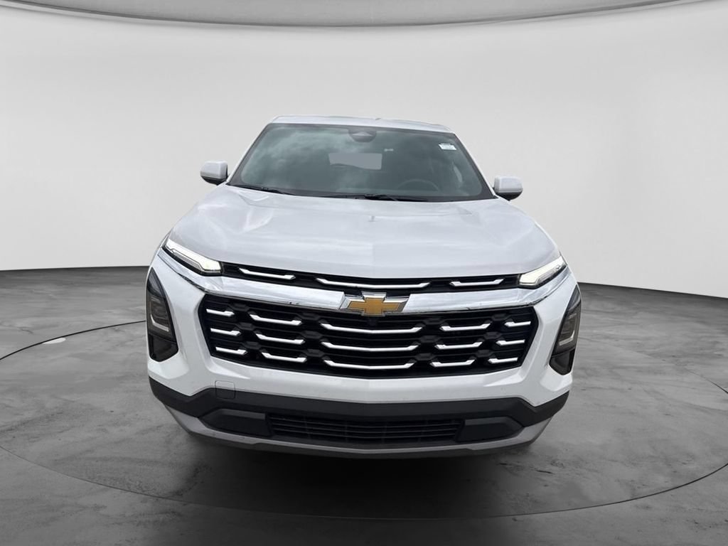 Used 2026 Chevrolet Equinox LT AWD/4WD image 9