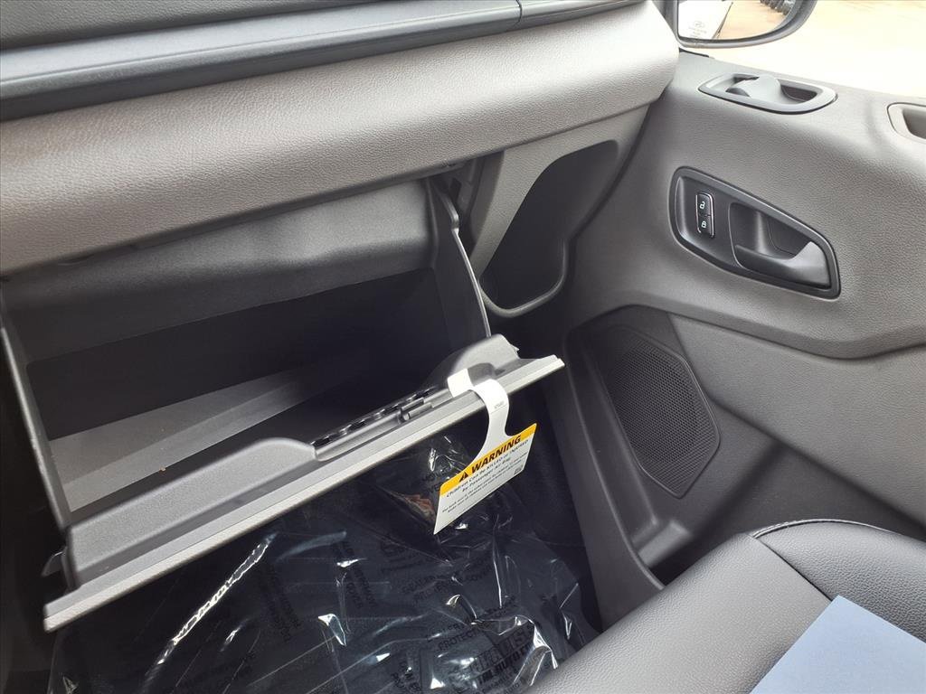 Used 2025 Ford Transit 250 148 Medium Roof image 15