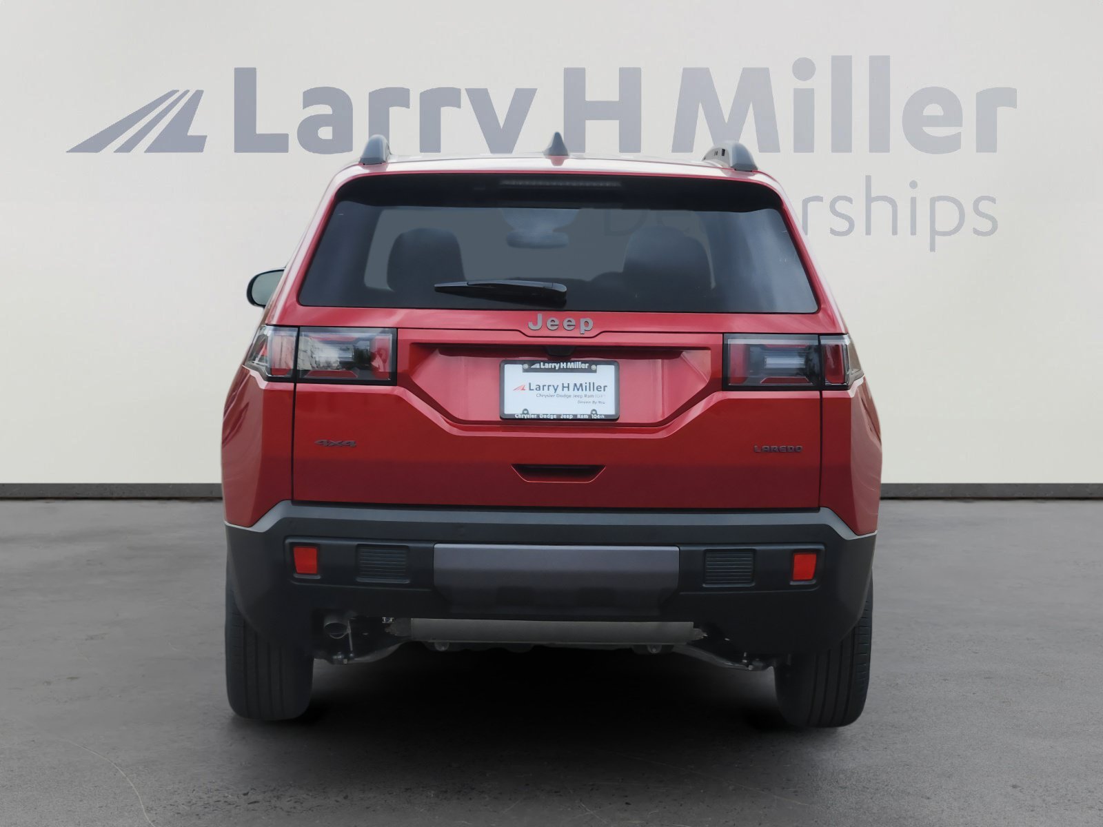 New 2026 Jeep Cherokee Laredo AWD/4WD image 5