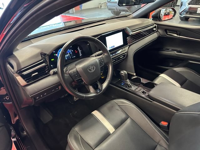 Certified 2025 Toyota Camry SE FWD image 11