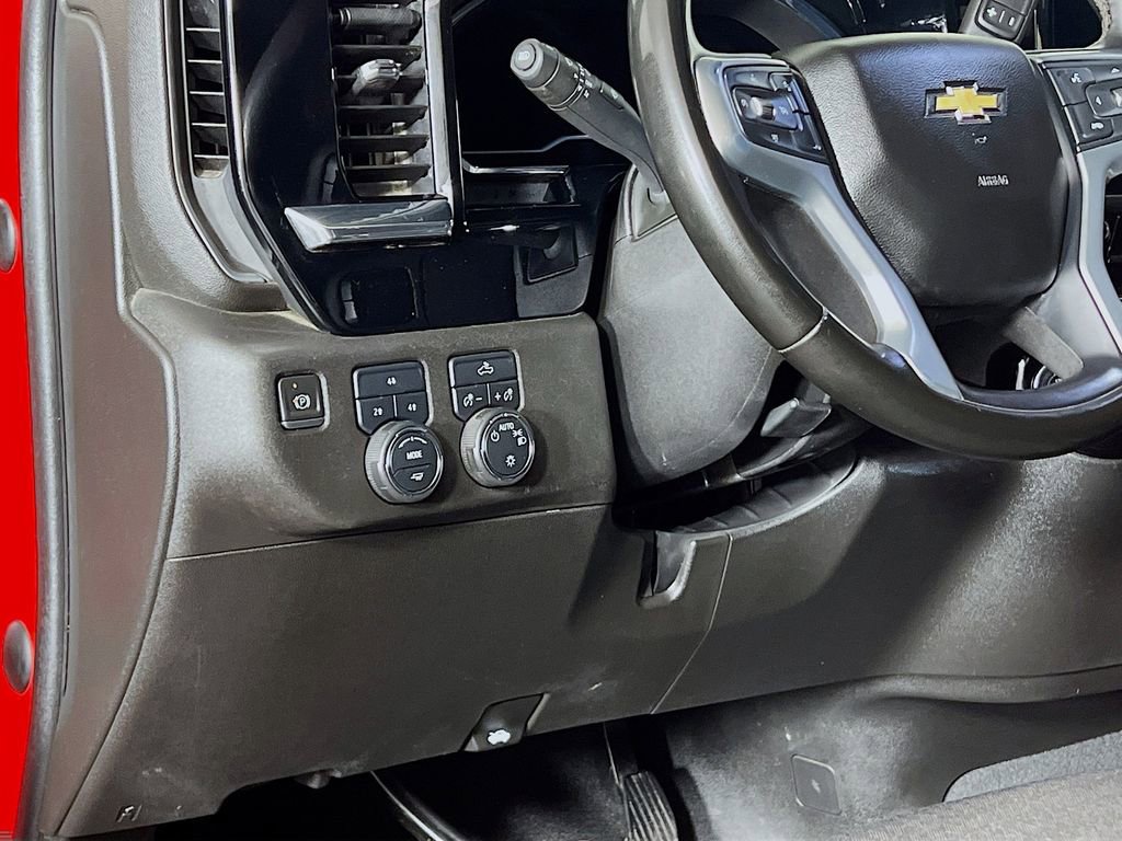 Used 2024 Chevrolet Silverado 2500 LT w/ Snow Plow Prep/Camper Package image 12
