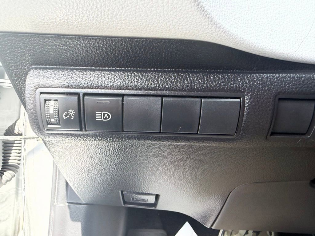 Used 2022 Toyota Corolla SE image 31