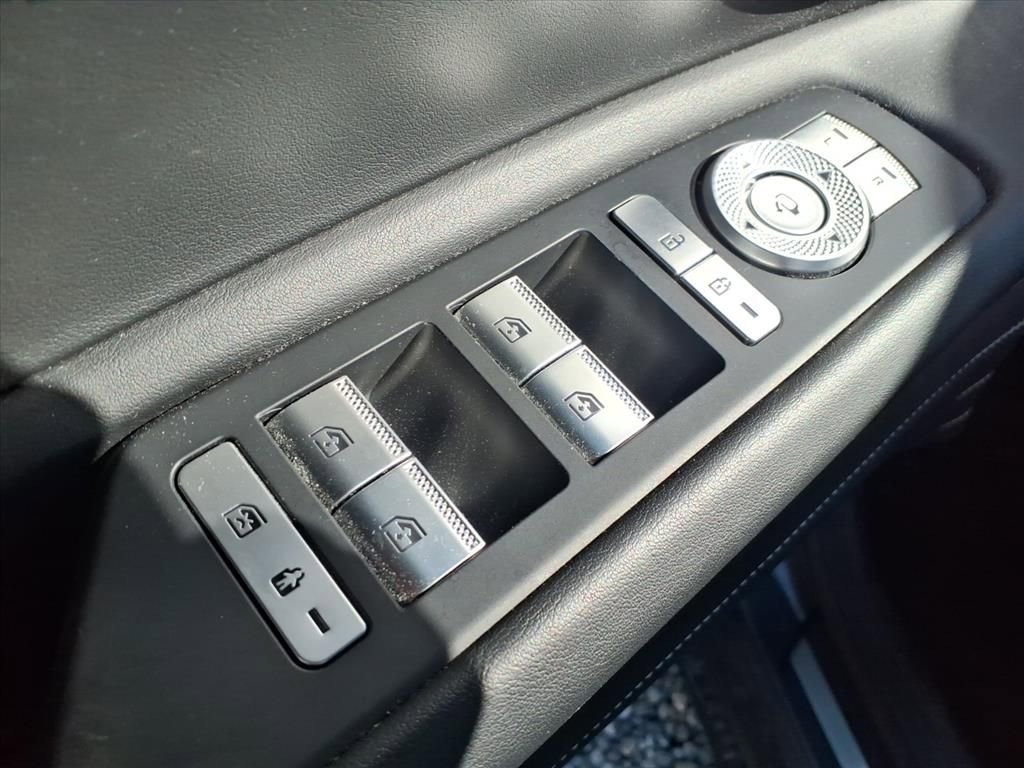 Used 2023 Genesis GV80 2.5T w/ Advanced Package image 18