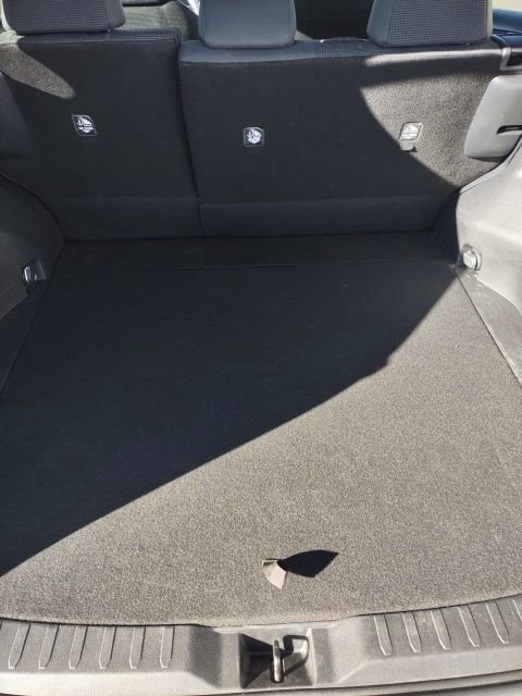 Used 2019 Toyota RAV4 LE image 19