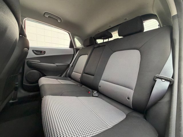 Used 2021 Hyundai Kona SEL image 32