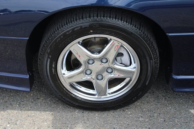 Used 1998 Chevrolet Camaro Z28 w/ Sport Appearance Pkg RWD image 29