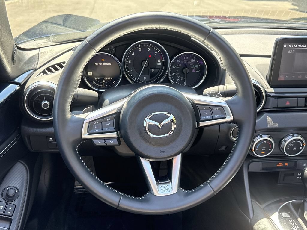Used 2021 MAZDA MX-5 Miata Grand Touring RWD image 11