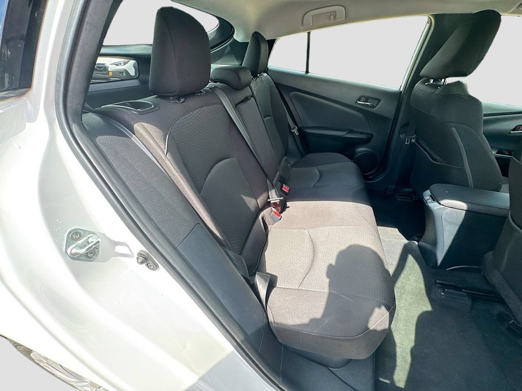 Used 2022 Toyota Prius LE FWD image 32