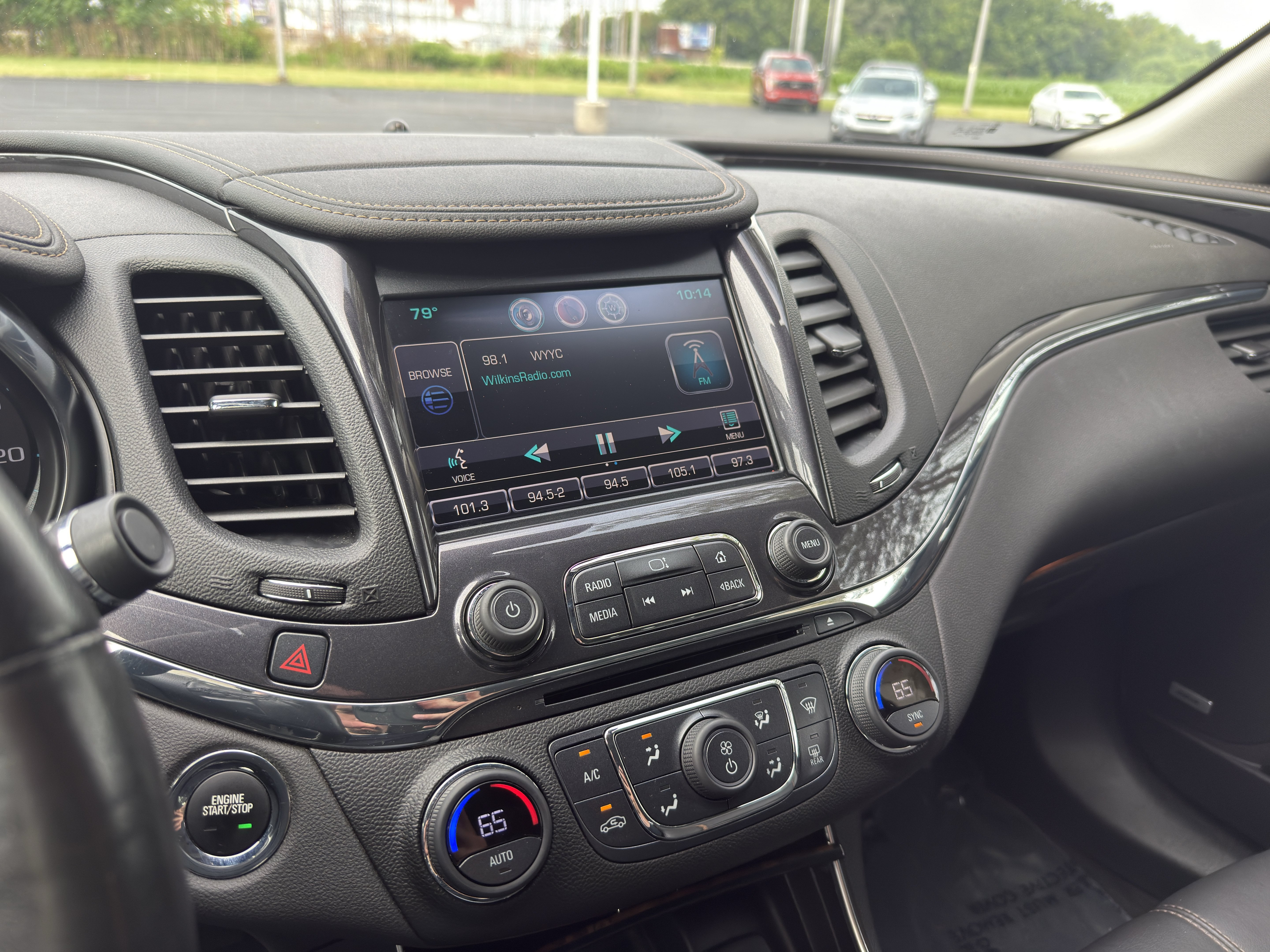 Used 2014 Chevrolet Impala LTZ FWD image 13