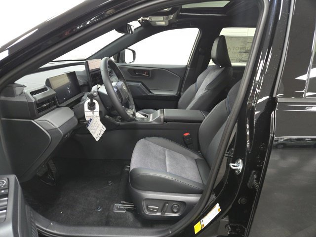 New 2026 Toyota RAV4 XSE AWD/4WD image 19