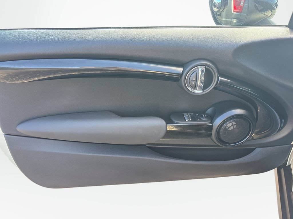 Used 2016 MINI Cooper S FWD image 19