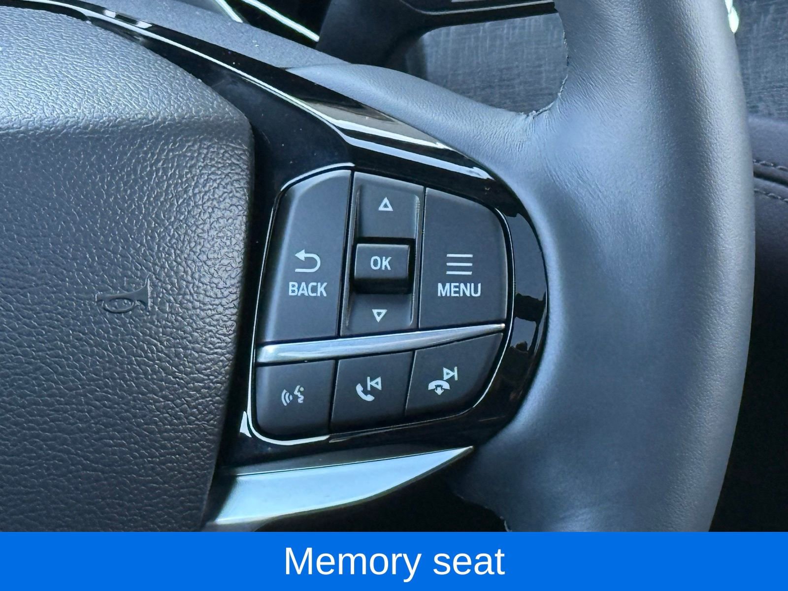 Used 2025 Ford Explorer Platinum w/ LUX Leather Package image 35