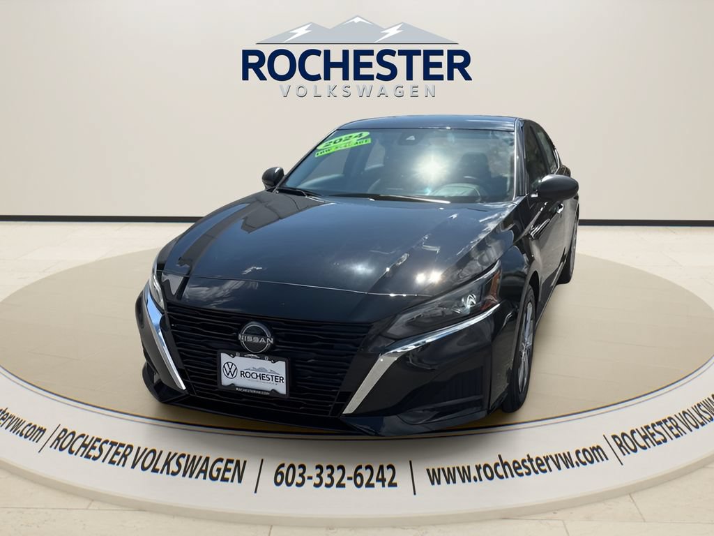 Used 2024 Nissan Altima 2.5 S FWD image 1