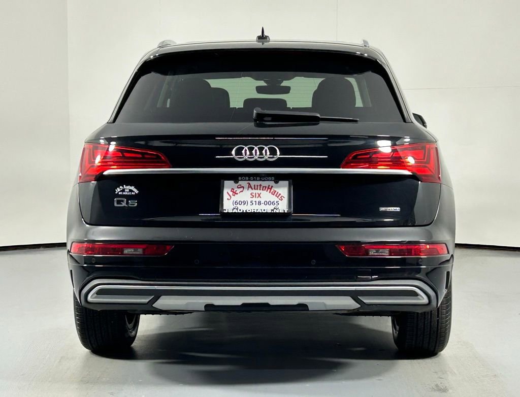 Used 2021 Audi Q5 2.0T Premium w/ Convenience Package AWD/4WD image 6