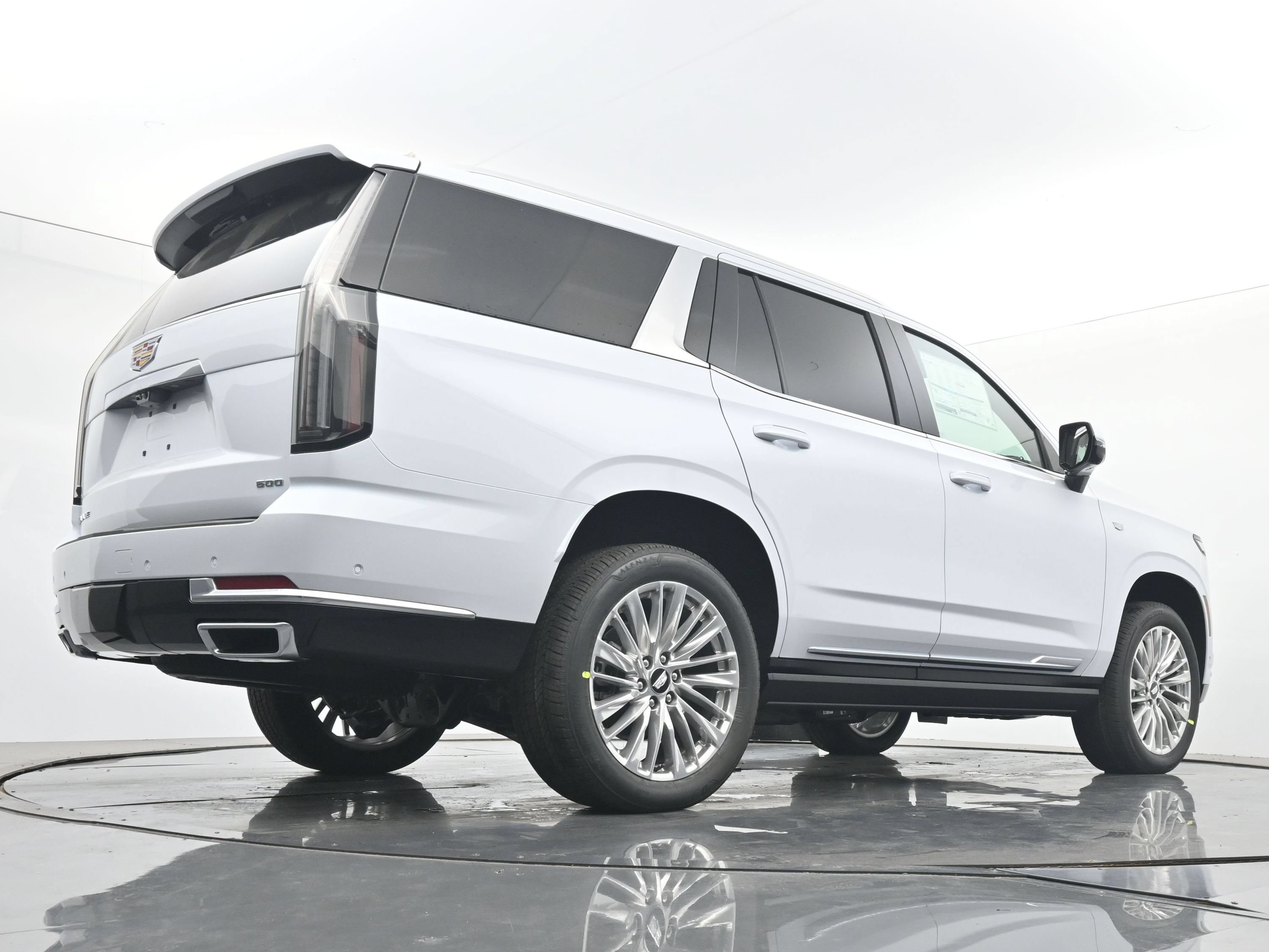 New 2026 Cadillac Escalade Luxury w/ Touring Package AWD/4WD image 19