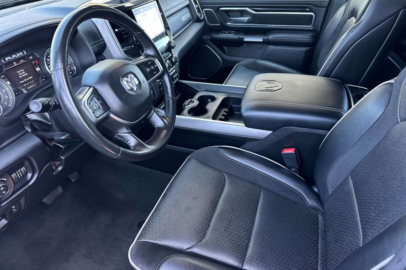 Used 2022 RAM 1500 Laramie AWD/4WD image 10