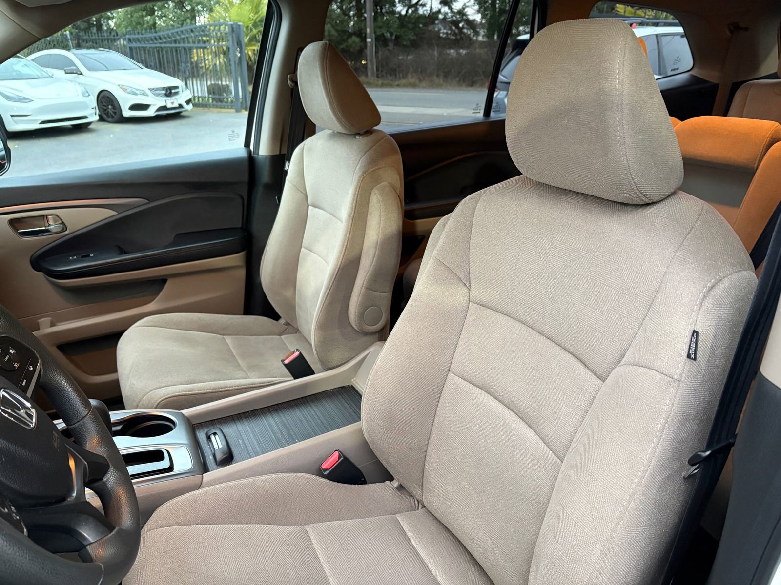 Used 2019 Honda Pilot LX image 12