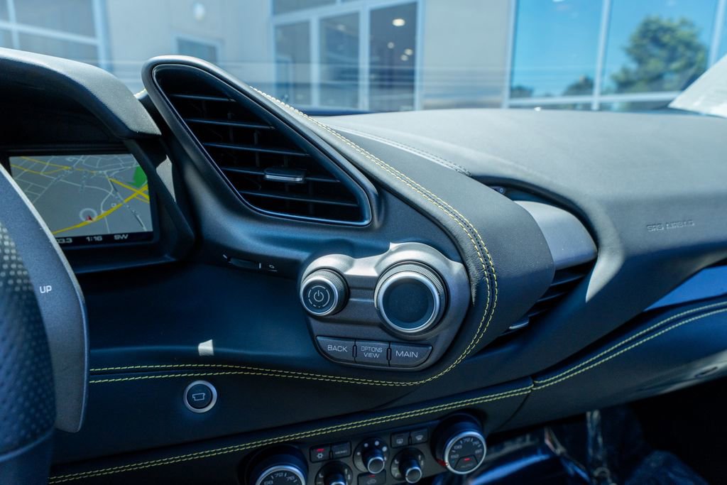 Used 2019 Ferrari 488 GTB RWD image 47