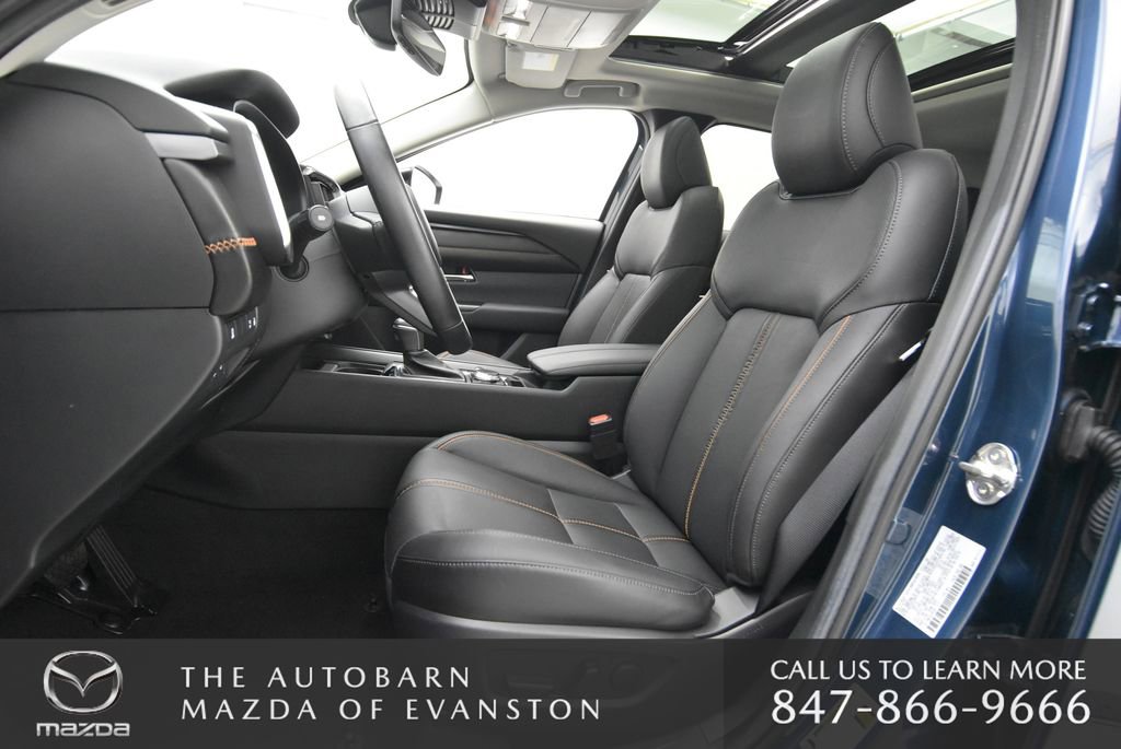 Certified 2025 MAZDA CX-50 2.5 Hybrid w/ Premium Plus Pkg image 25