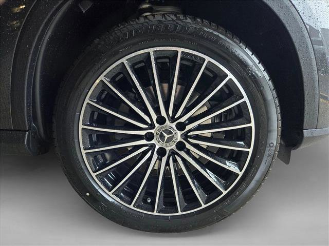 New 2026 Mercedes-Benz GLC 300 image 10