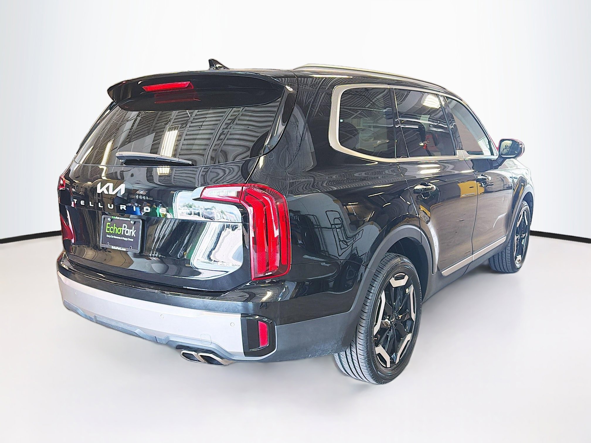 Used 2025 Kia Telluride S AWD/4WD image 9