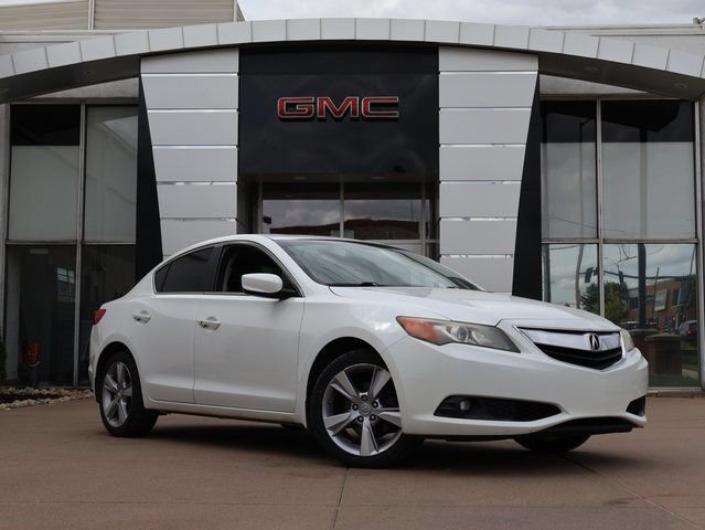 Used 2013 Acura ILX w/ Premium Package