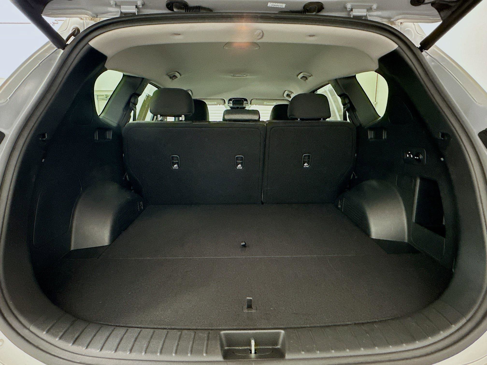 Used 2022 Hyundai Santa Fe SEL Convenience image 29