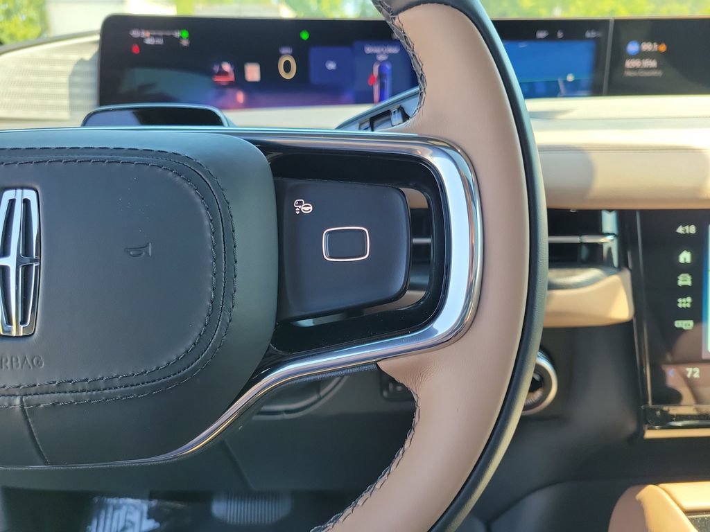 New 2026 Lincoln Navigator Black Label AWD/4WD image 26