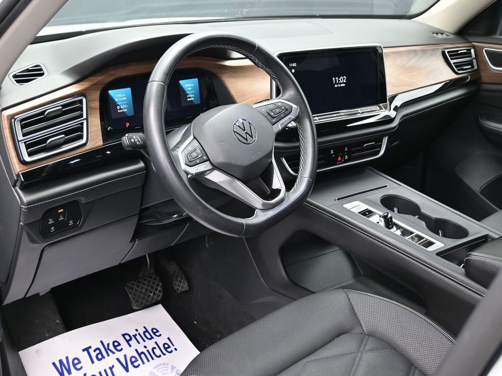 Used 2024 Volkswagen Atlas SE image 19
