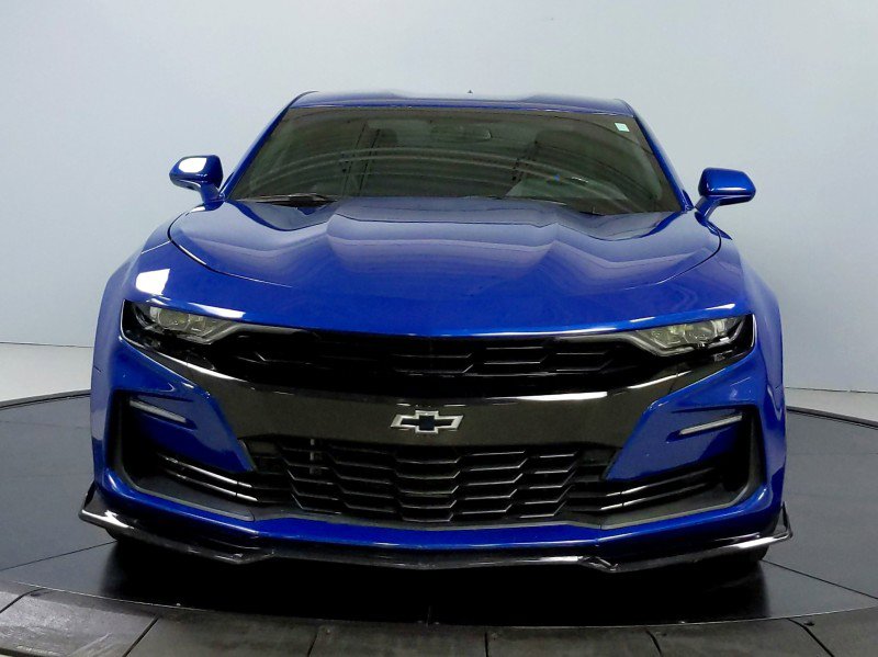 Used 2019 Chevrolet Camaro LT w/ RS Package image 2