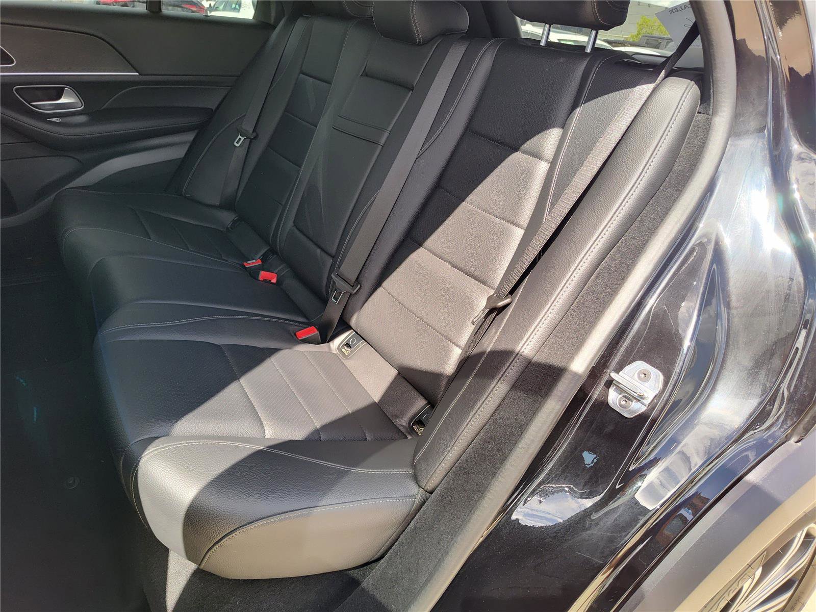 Used 2025 Mercedes-Benz GLE 350 4MATIC image 26