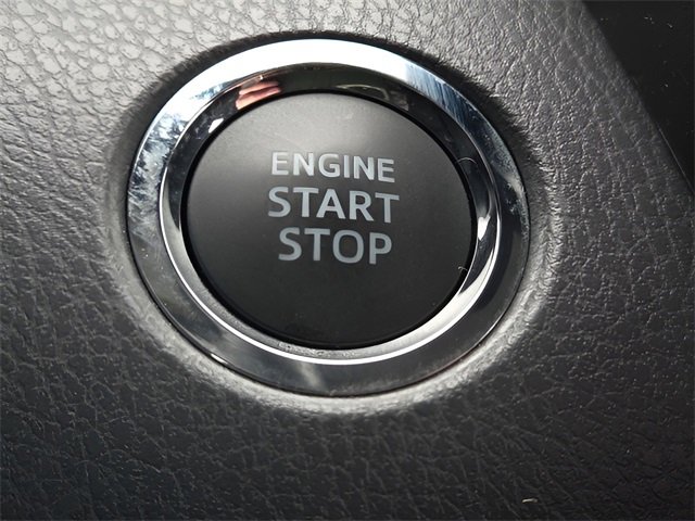 Used 2022 Toyota Camry XLE image 26