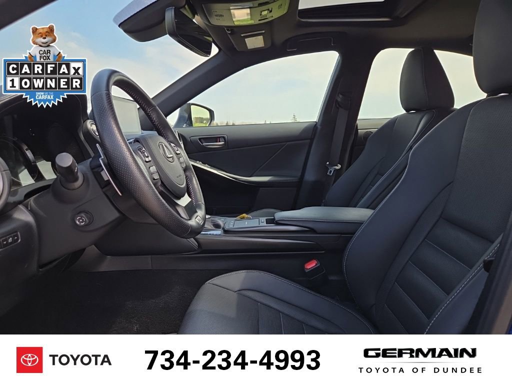 Used 2023 Lexus IS 500 RWD image 12