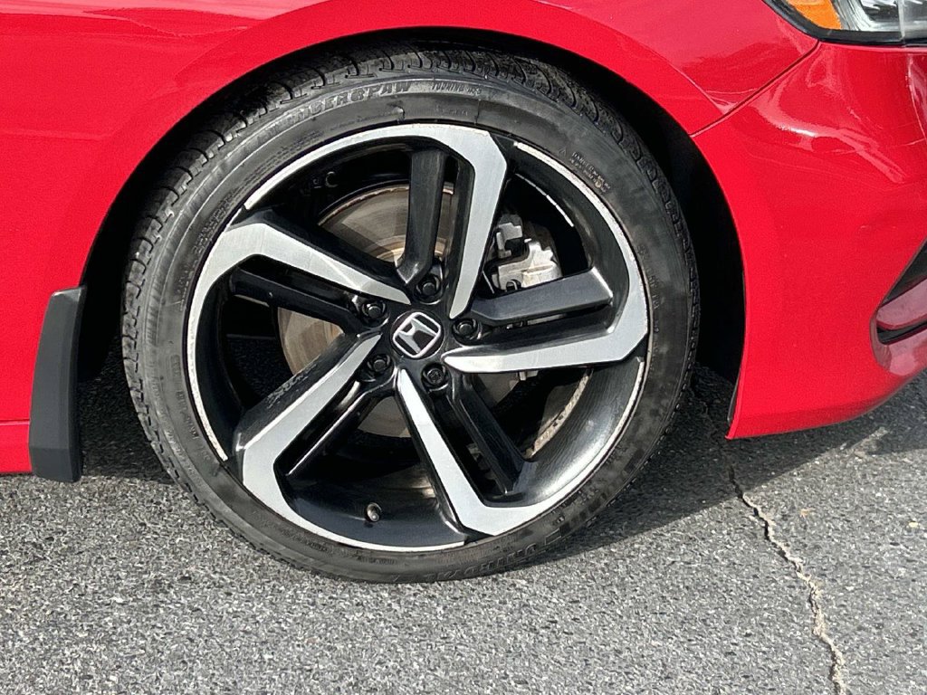 Used 2019 Honda Accord Sport image 9