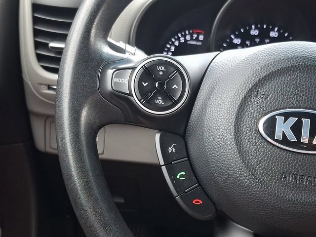 Used 2017 Kia Soul + FWD image 21