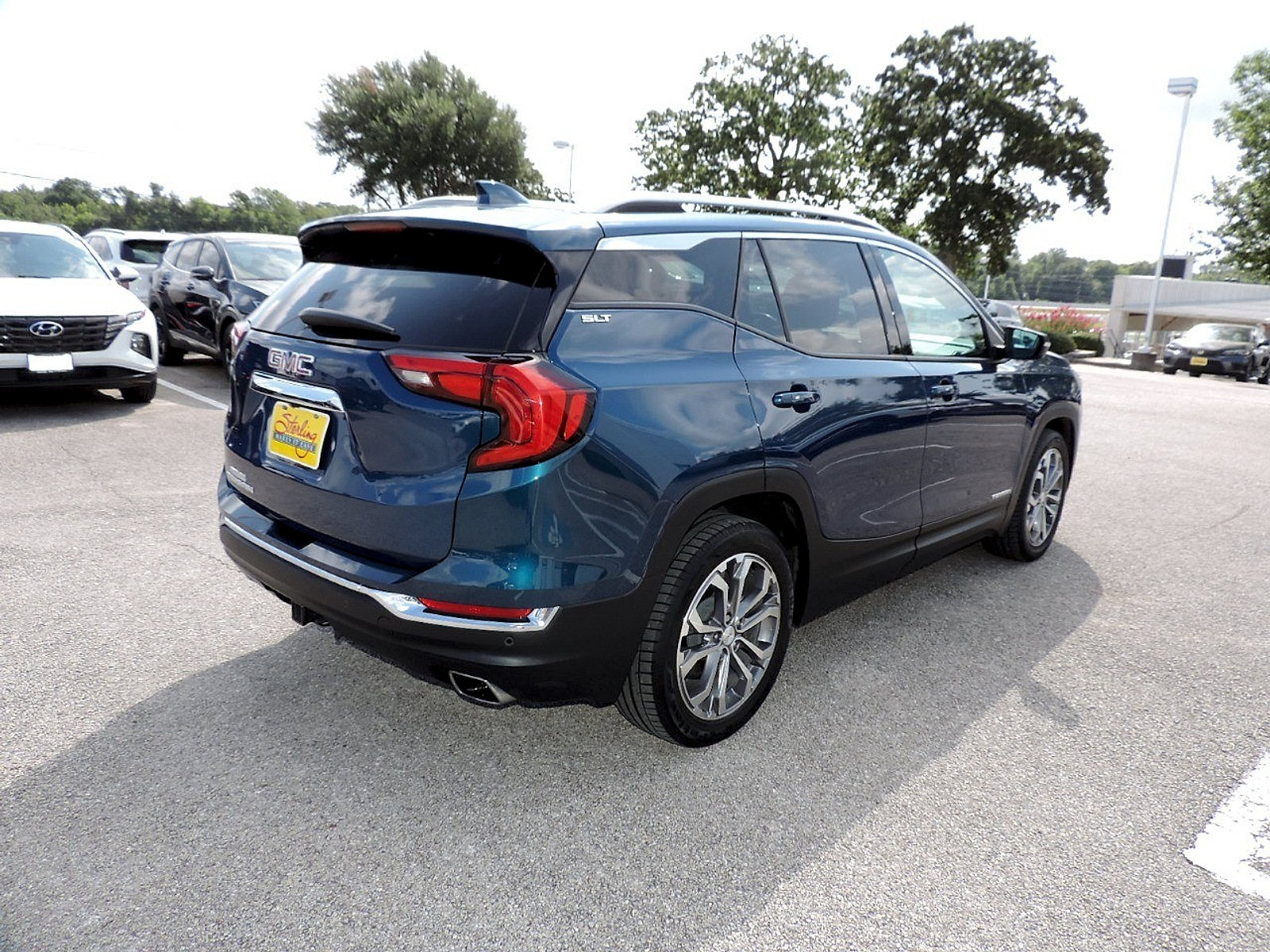 Used 2020 GMC Terrain SLT w/ Preferred Package FWD image 5