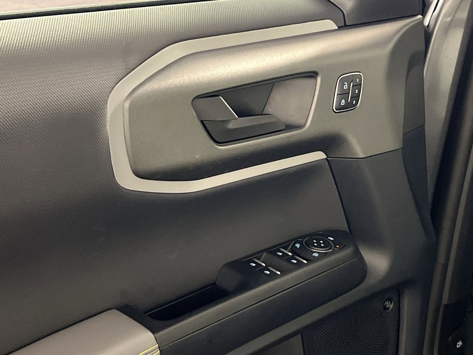 Used 2025 Ford Bronco Sport Badlands w/ Sasquatch Badlands Package image 16