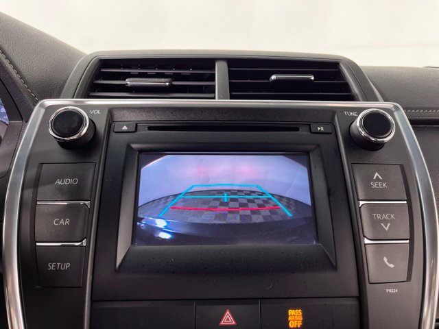 Used 2017 Toyota Camry LE FWD image 26