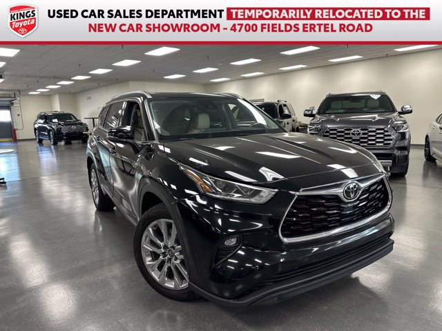 Used 2020 Toyota Highlander Limited AWD/4WD image 1