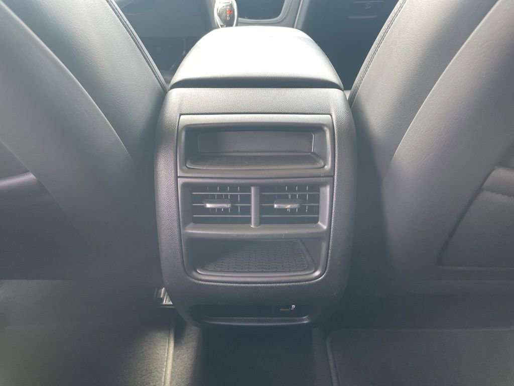 Used 2019 Cadillac XT5 Luxury w/ Advanced Security Package image 23