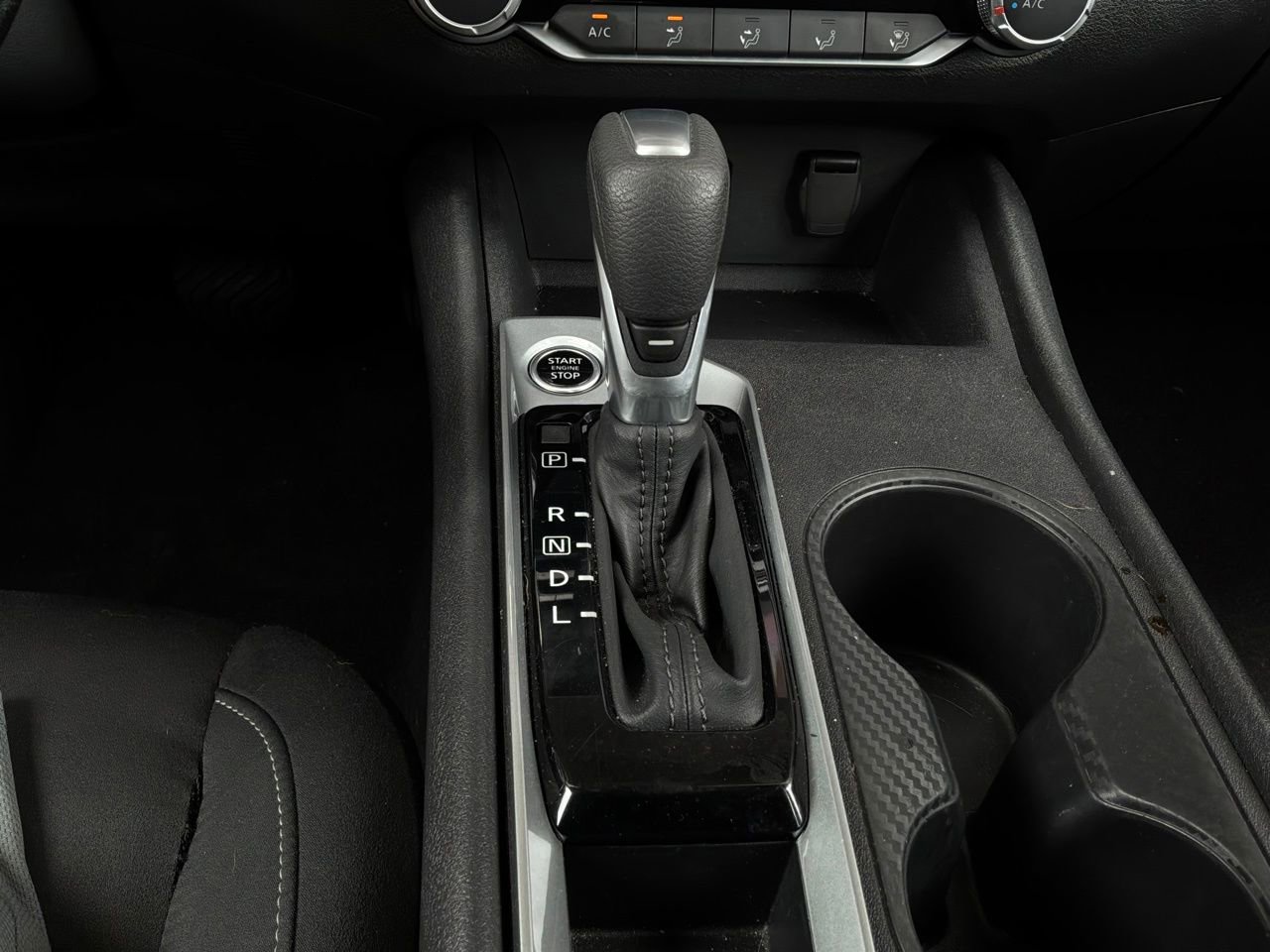 Used 2025 Nissan Altima 2.5 SV FWD image 23