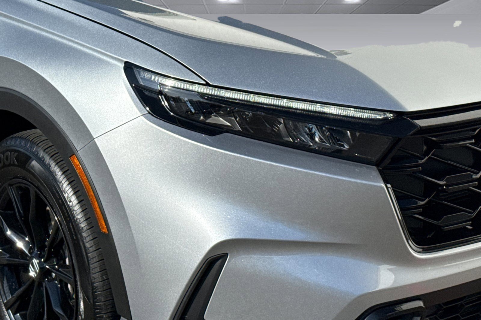 Certified 2025 Honda CR-V Sport-L image 10