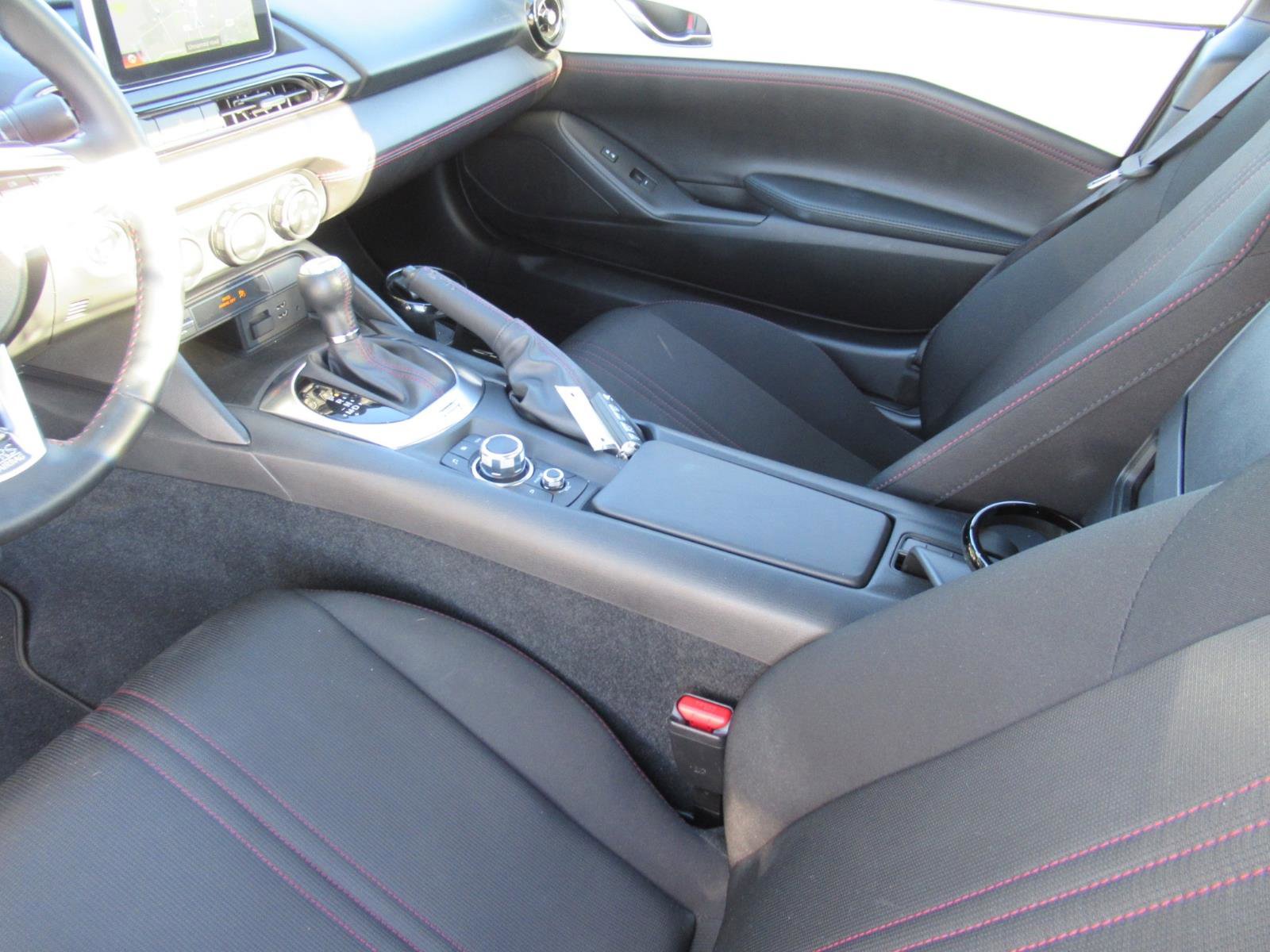 Used 2017 MAZDA MX-5 Miata RF Club RWD image 14
