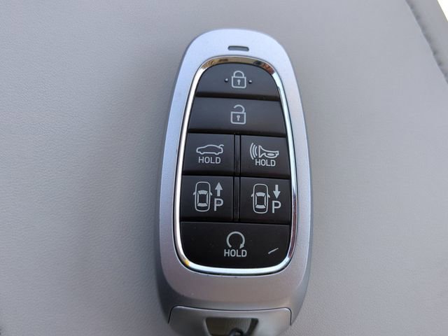 Used 2022 Hyundai Sonata Limited w/ Preferred Accessory Package FWD image 31