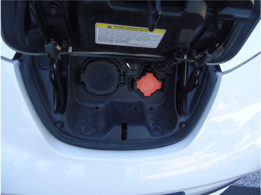 Used 2016 Nissan Leaf SV w/ Premium Package FWD image 34