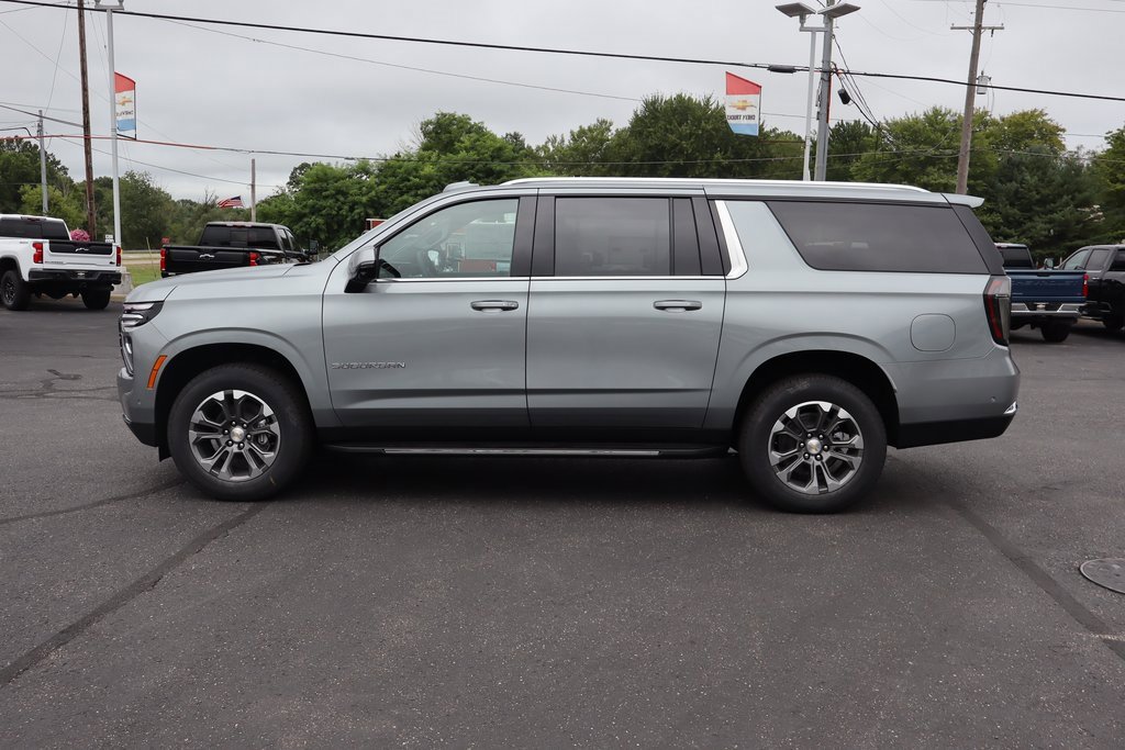 New 2025 Chevrolet Suburban LT w/ Advanced Technology Package image 28