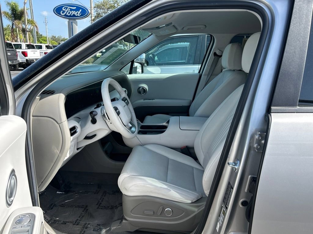 Used 2026 Hyundai Palisade SEL FWD image 15