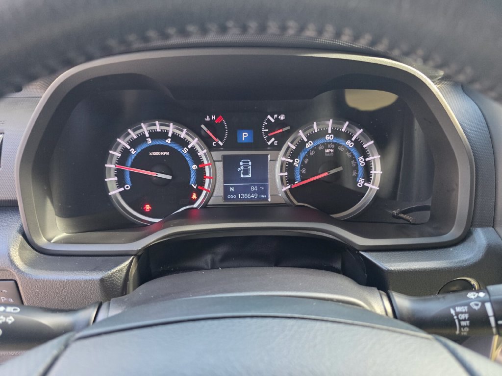 Used 2015 Toyota 4Runner Limited AWD/4WD image 21
