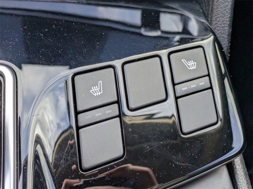 Used 2023 Kia Sportage EX image 24